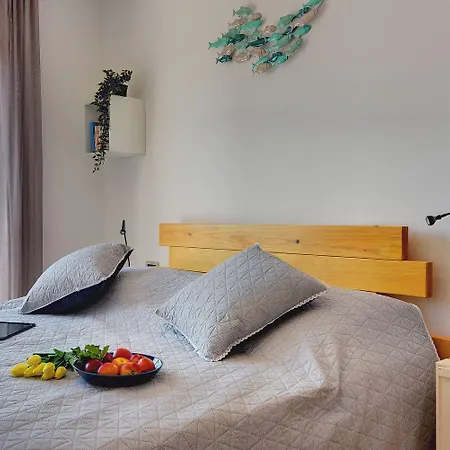 Holiday home Mit Privatem Pool Nur Wenige Minuten Von Den Straenden Pula