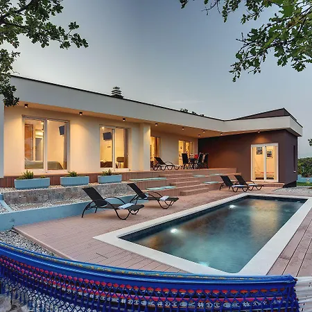 Holiday home Mit Privatem Pool Nur Wenige Minuten Von Den Straenden *